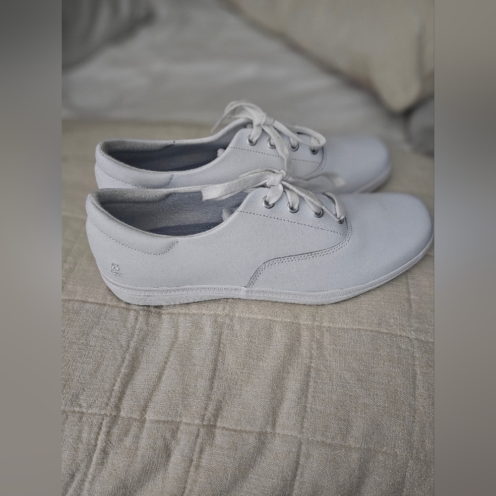 Grasshoppers Janey II Sneaker size: 8.5N